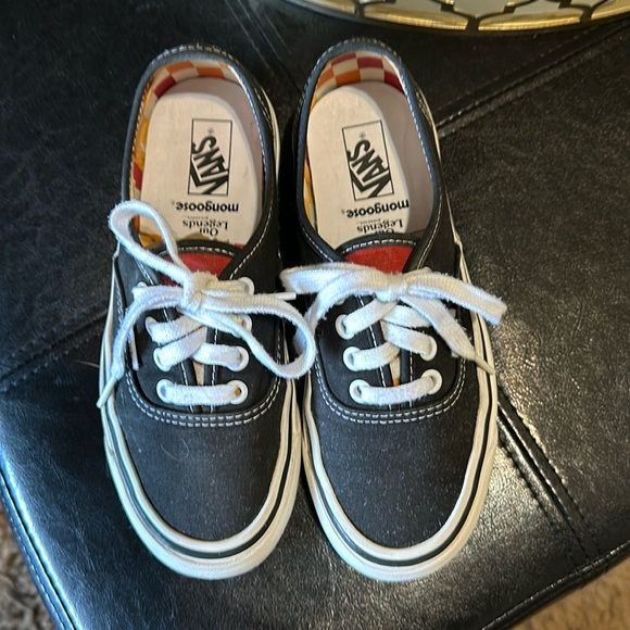 Mongoose Vans - Picture 1 of 7